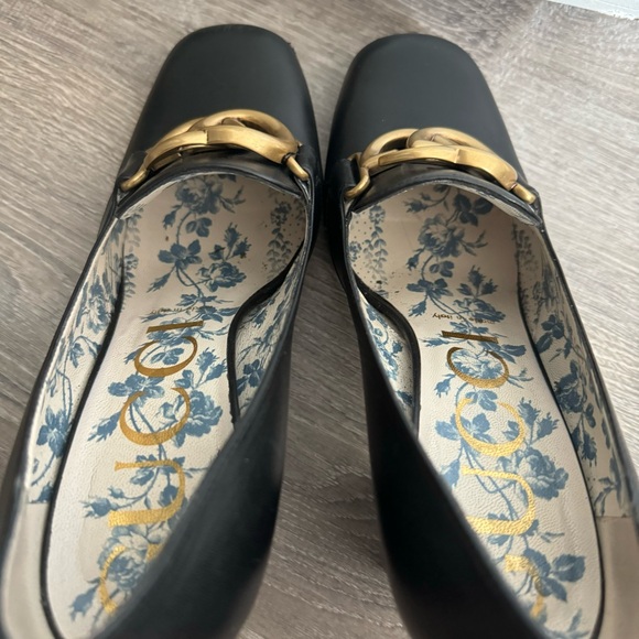 Women’s Black Gucci Heels - Picture 5 of 8